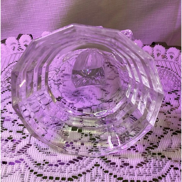 Beautiful Crystal Cross 7 Inches Tall Base 4 Inches Diameter - Picture 8 of 12